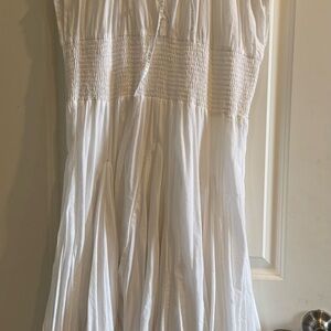 Chelsea & Theodore White Off-the-Shoulder Maxi Dress